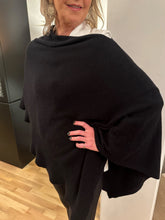 Load image into Gallery viewer, ‘PONCHO’ CASHMERE JET
