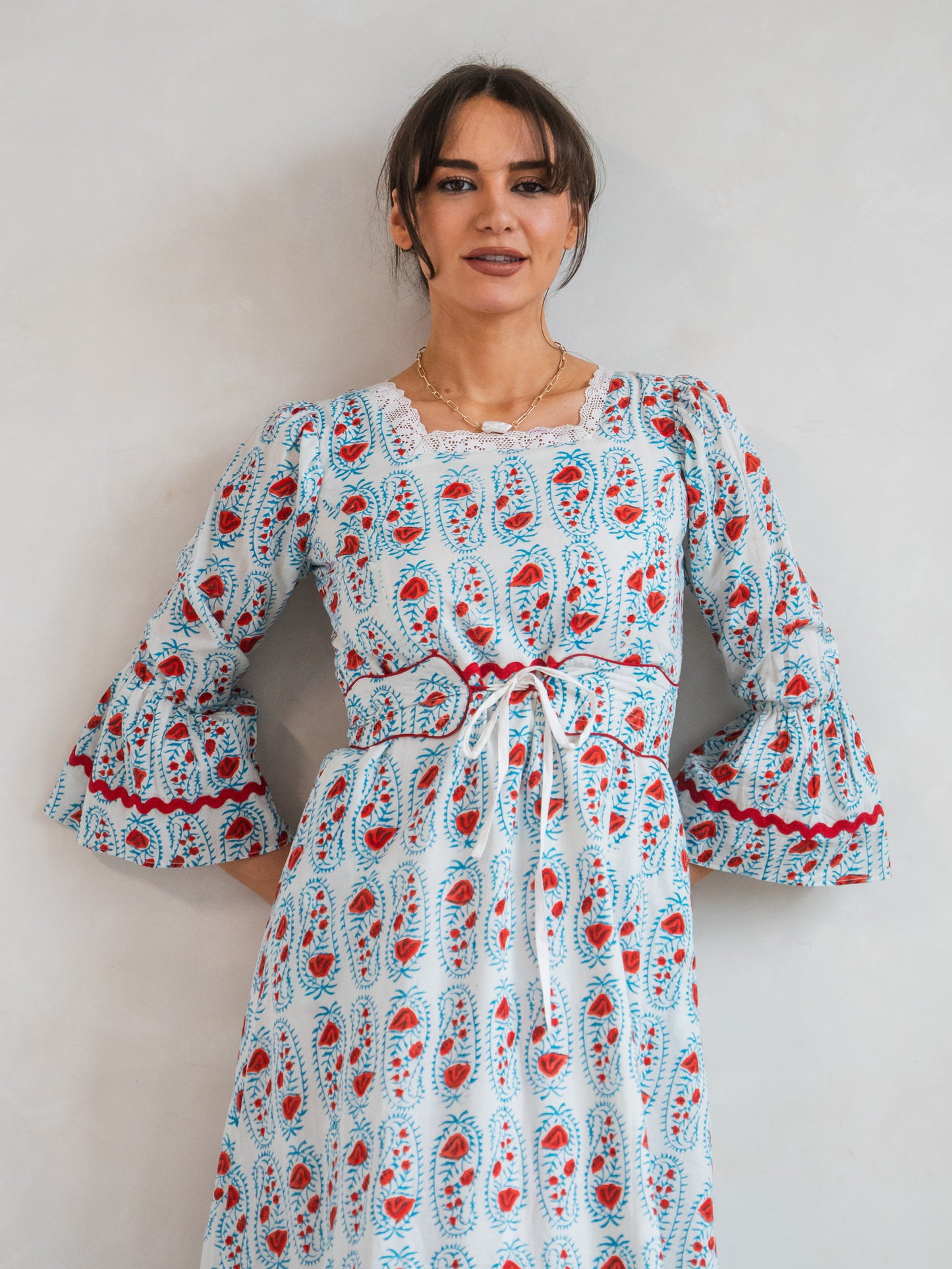 'PORTRAIT' DRESS IN ANTIQUE ROSE