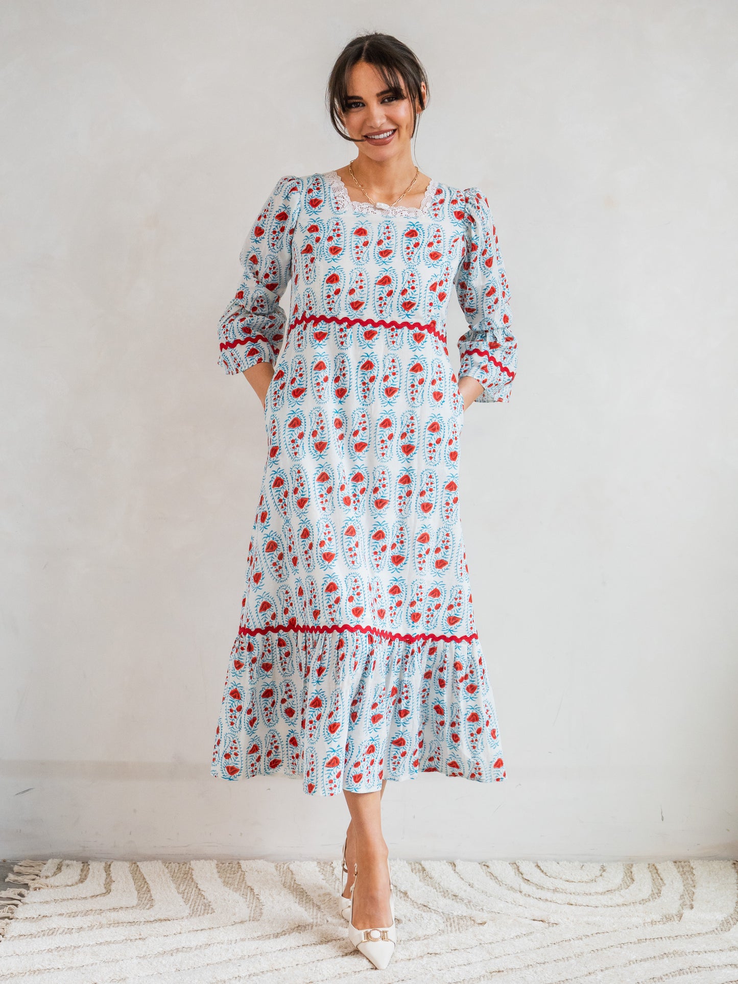 'PORTRAIT' DRESS IN ANTIQUE ROSE