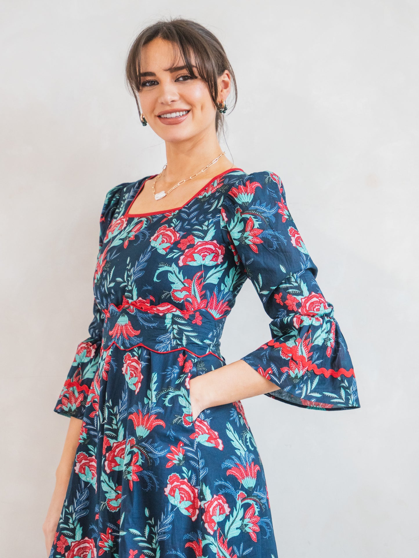 'PORTRAIT' DRESS IN SOLSTICE SKY