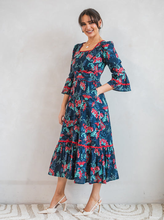 'PORTRAIT' DRESS IN SOLSTICE SKY
