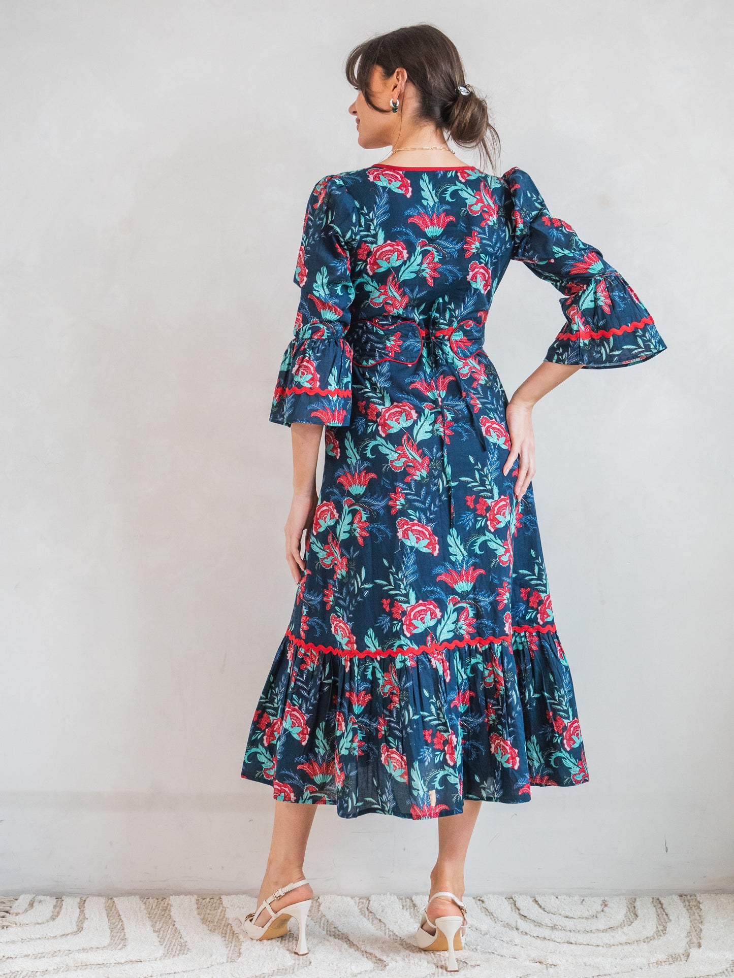 'PORTRAIT' DRESS IN SOLSTICE SKY