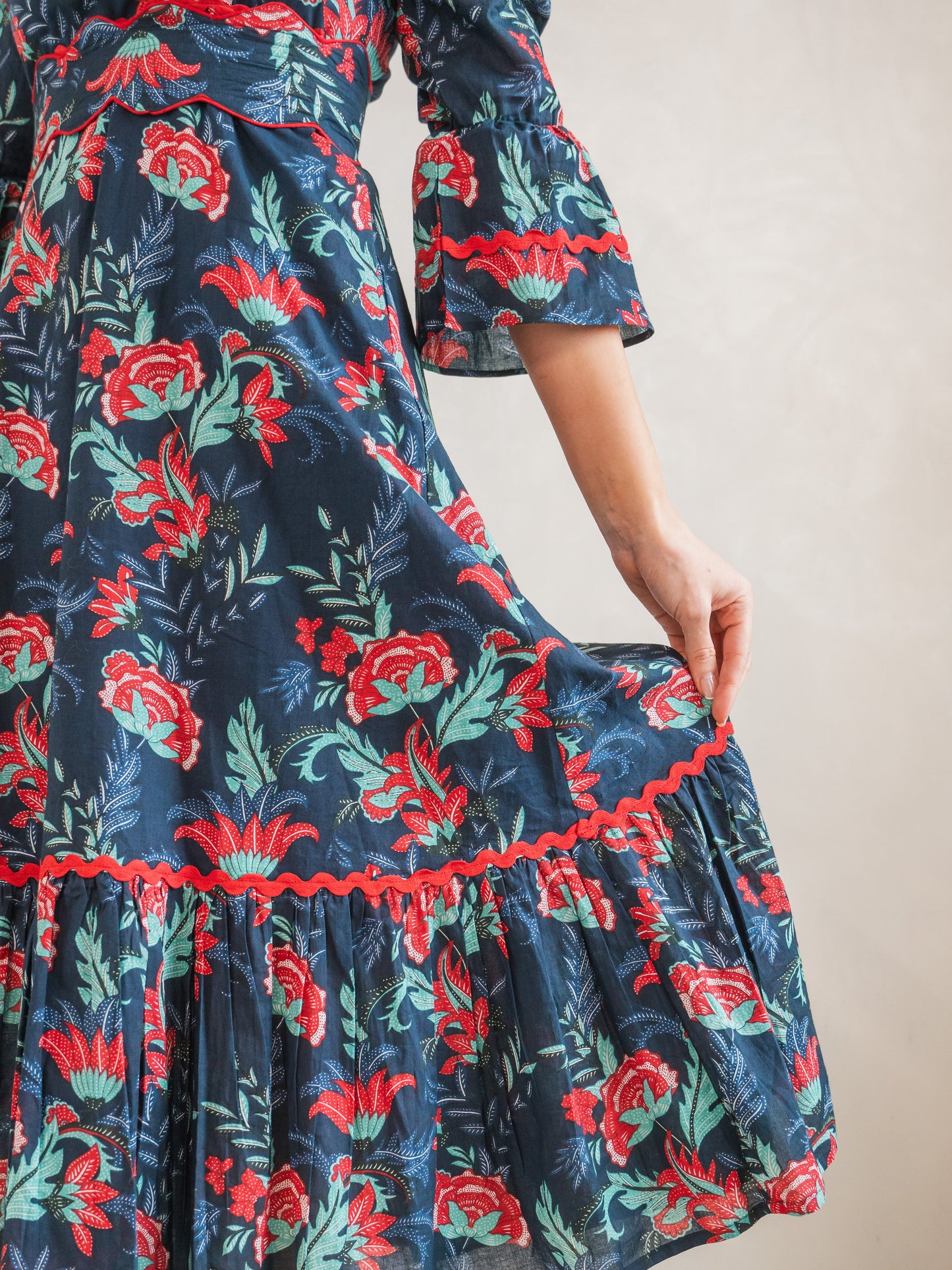'PORTRAIT' DRESS IN SOLSTICE SKY