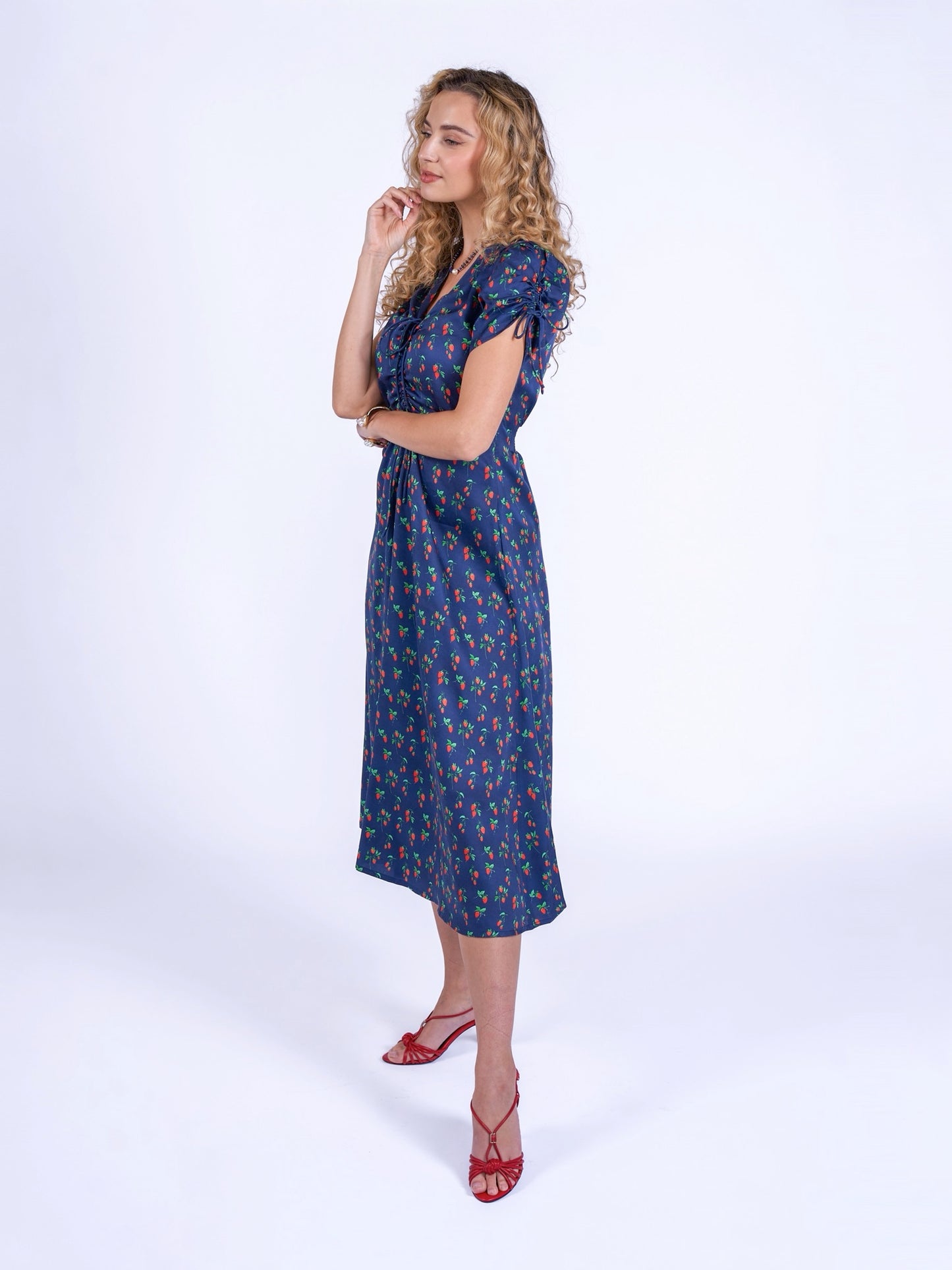 'BABINGTON' DRESS IN NAVY STRAWBERRY