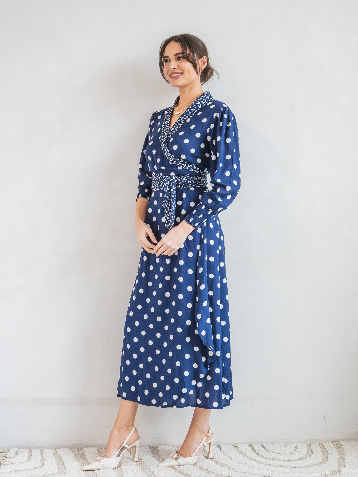 'IT'S A WRAP' DRESS IN NAVY IVORY (EcoVero)