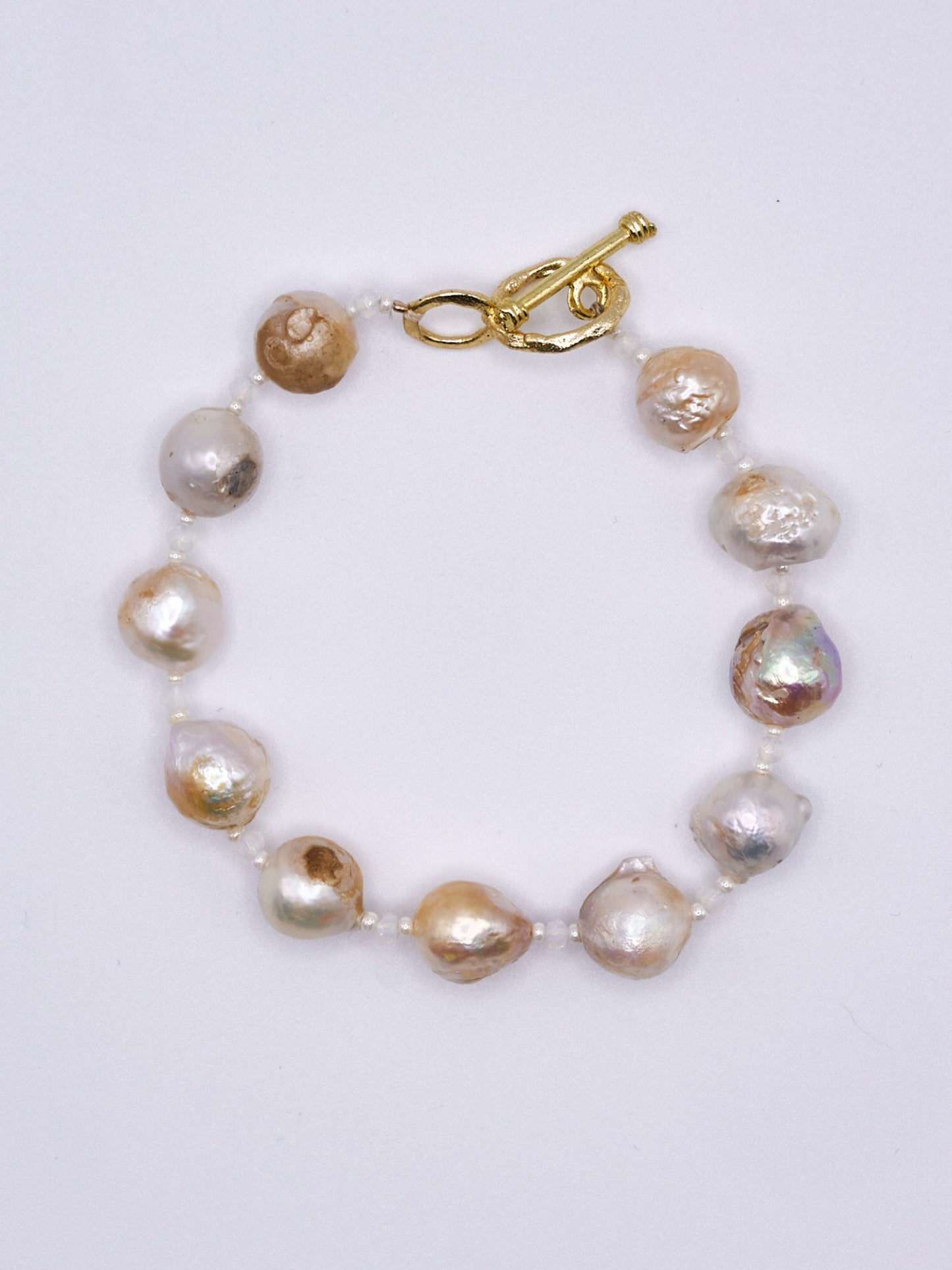 BAROQUE PEARL BRACELET