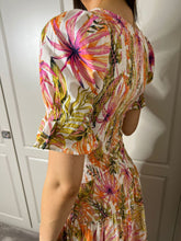 Load image into Gallery viewer, ‘LUCY’ DRESS IN BRIGHT PALM
