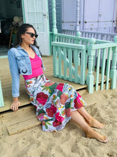 Load image into Gallery viewer, &quot;BEACH TO BAR&quot; SKIRT WHITE EXOTIC FLOWER
