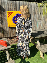 Load image into Gallery viewer, ‘DESTINY’ DRESS IN CITRUS SWIRL IKAT
