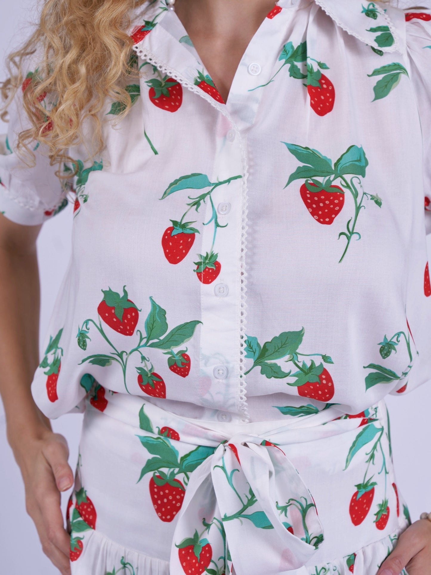 'PADDINGTON' BLOUSE IN STRAWBERRY