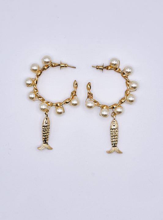 PEARL HOOP EARRINGS WITH FISH