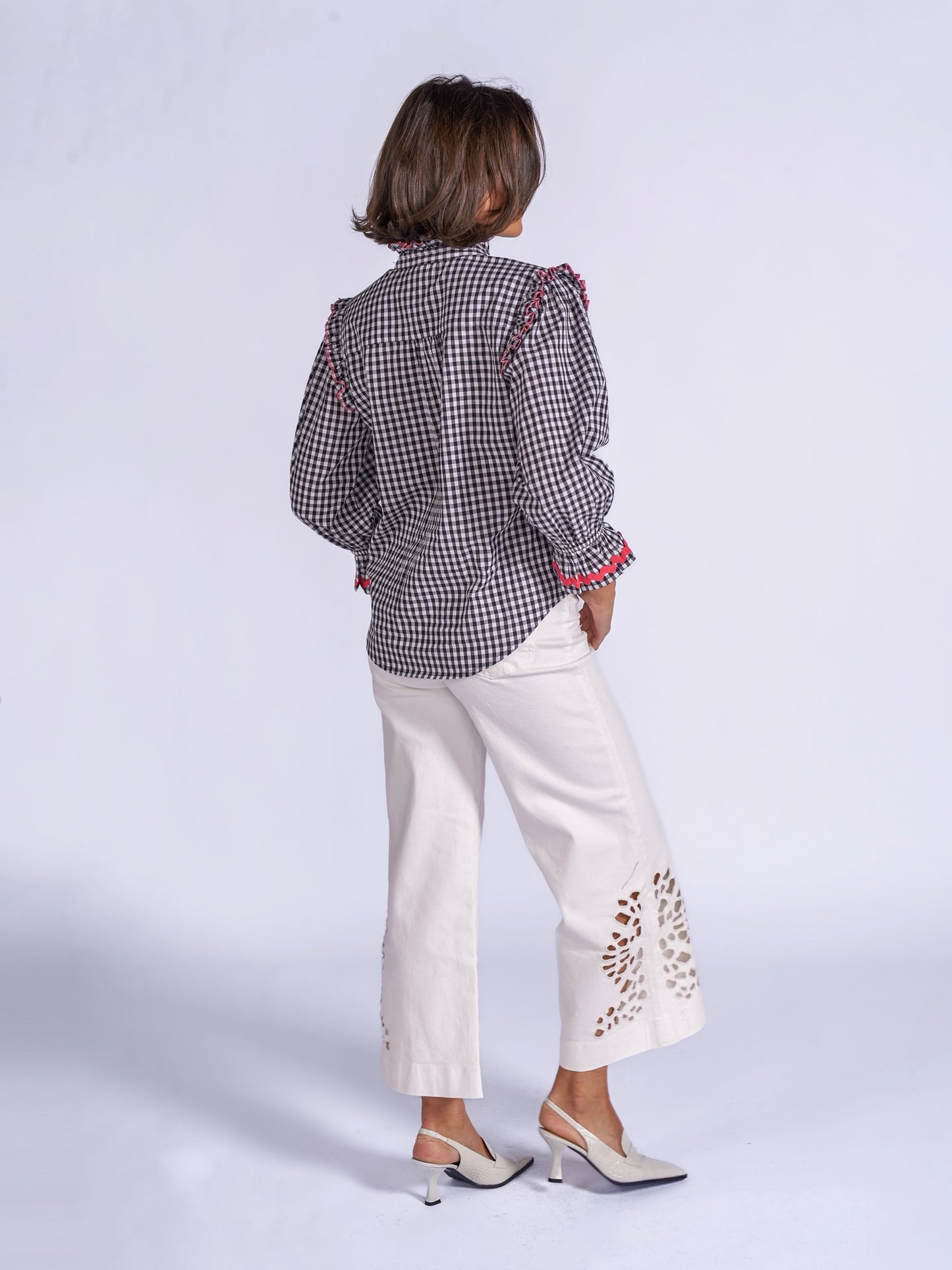 'BEO' BLOUSE IN BLACK GINGHAM