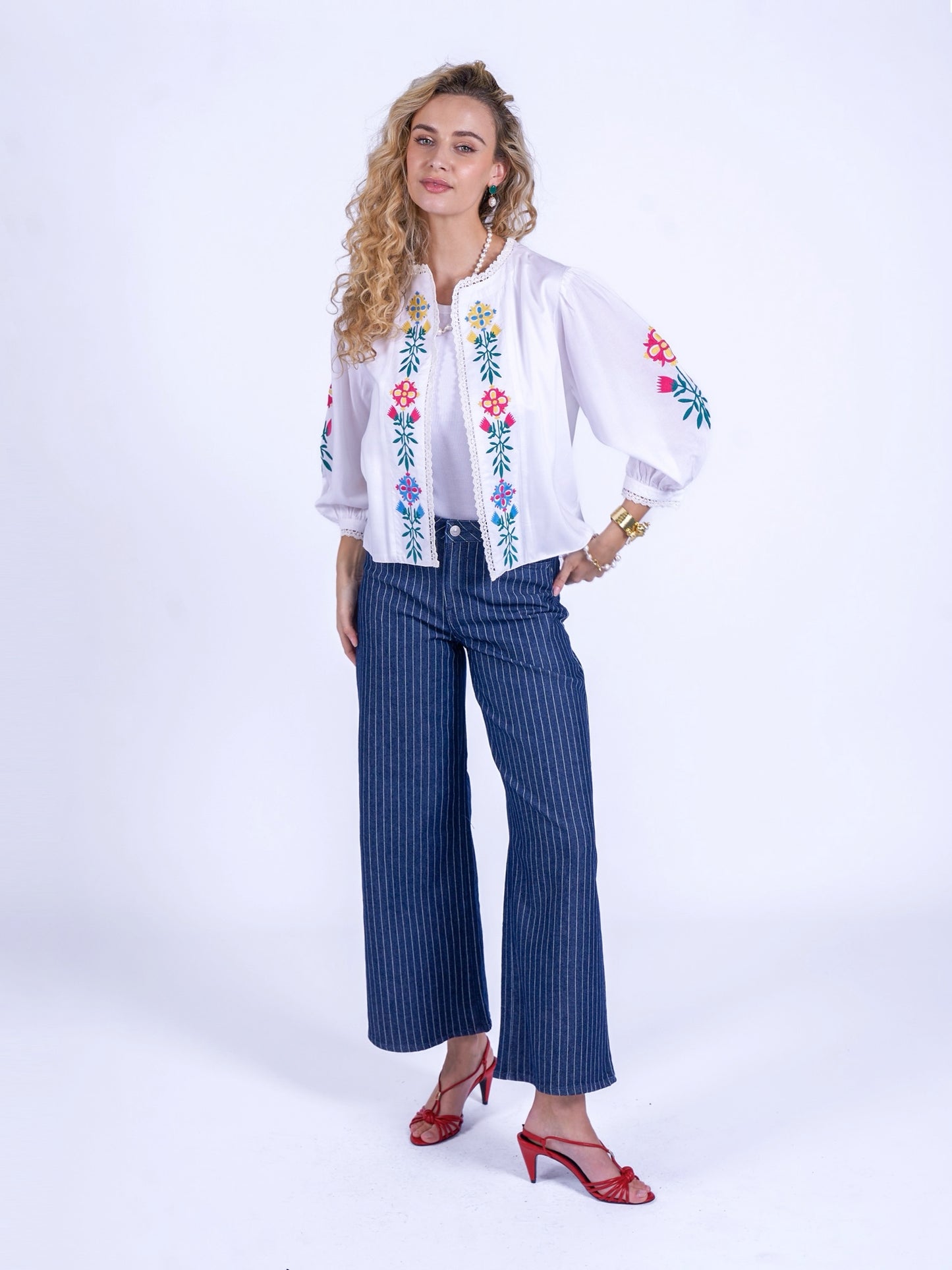 'MUSE' JACKET IN WHITE